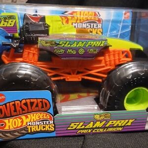 Slam Prix Hot Wheels Oversized Monster Truck - Green and Black
